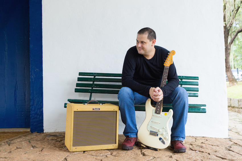 Campineiro Felipe Prado lança seu primeiro álbum autoral de Blues neste domingo no Teatro Liceu