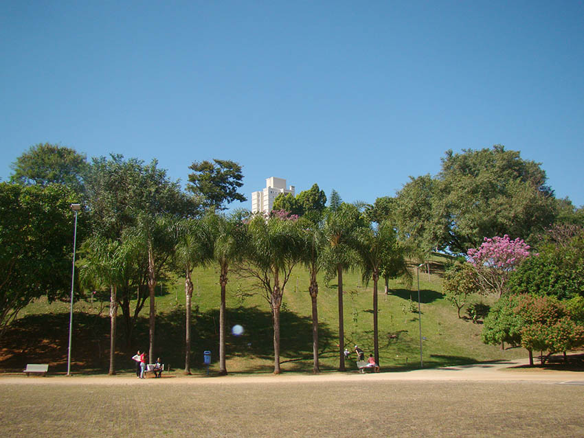 Pedreira do Chapadão terá sessões gratuitas de cinema drive-in