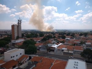 Queimada na área militar
