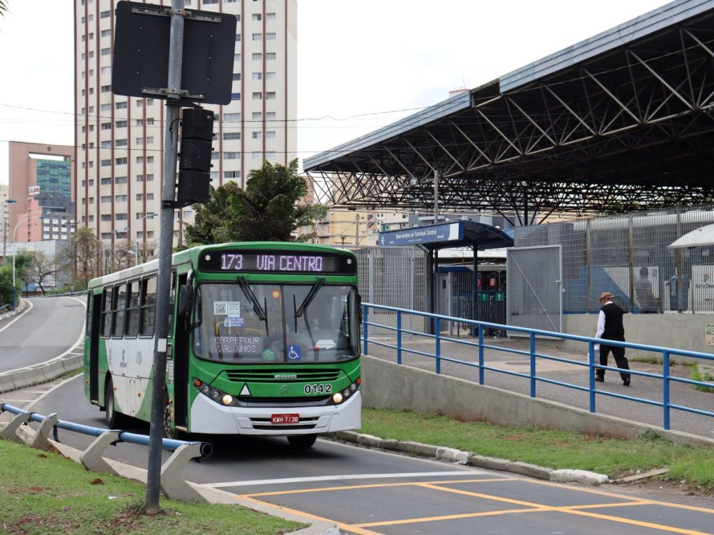 Tarifa de ônibus terá reajuste abaixo da inflação, a partir de 01/01 1 Onibus Campinas