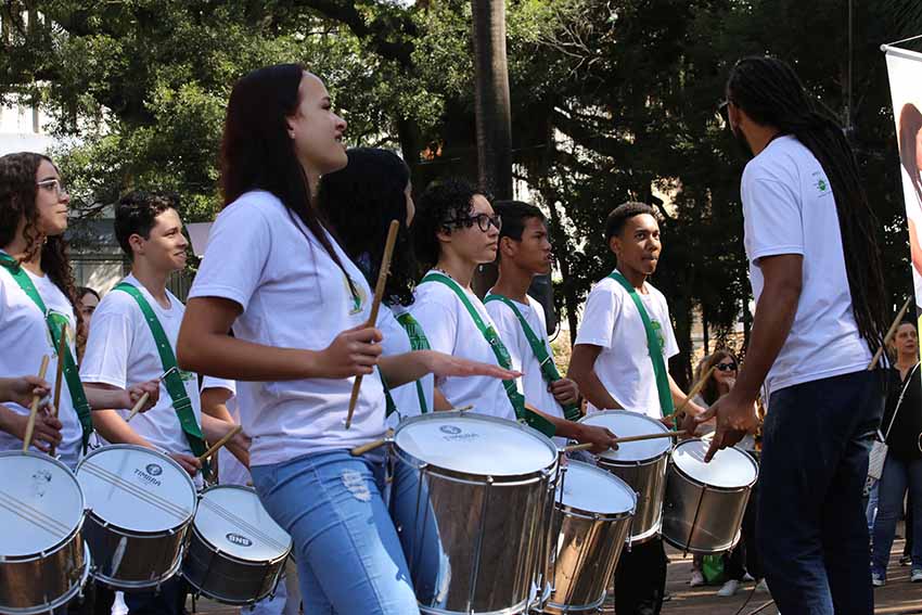 Jovens de Campinas realizam nova apresentação do Batuque na Vida no Centro de Convivência Cultural