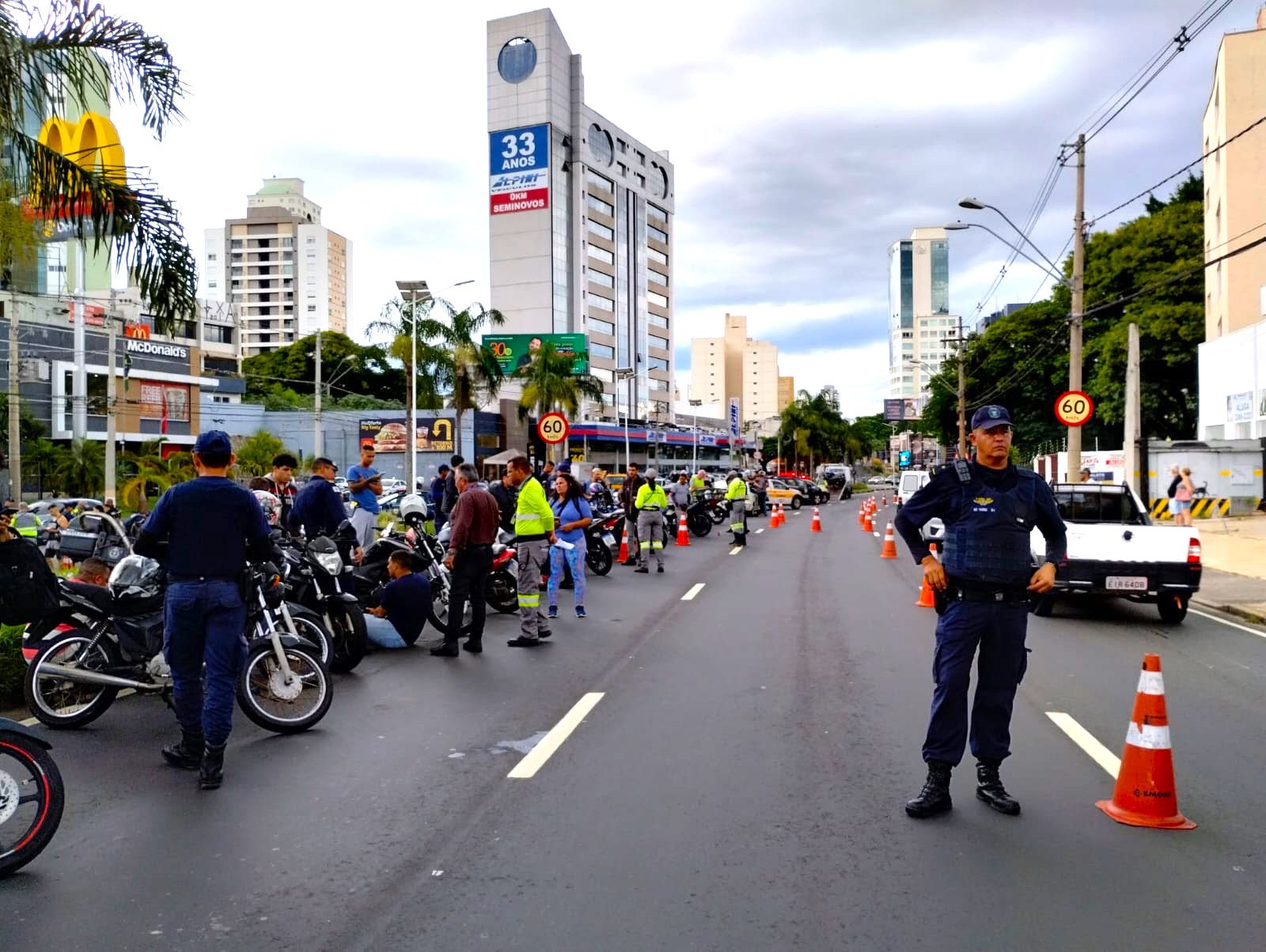 Operação “Moto Barulhenta” recolhe ao pátio 17 veículos com escapamento irregular