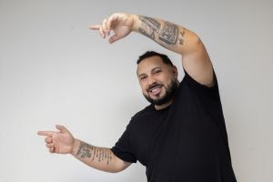 Humorista na Oficina do Estudante Divulgacao