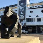 Ponte Preta faz 125 anos e ganha monumento na entrada do estádio