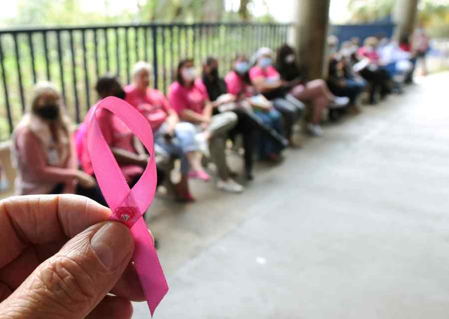 Outubro Rosa: Praça da Juventude terá lazer e informação contra o câncer de mama