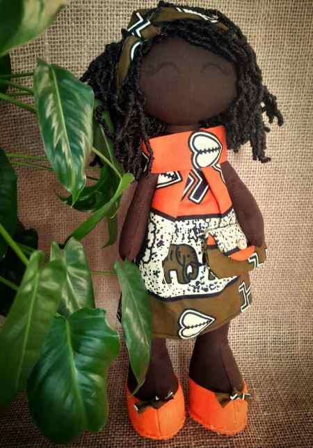 Exposição “Bonecas de Capulanas” chega a Campinas de 8 a 28 de novembro