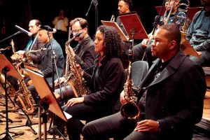 Musicos da Orquestra Anelo FOTO Edis Cruz