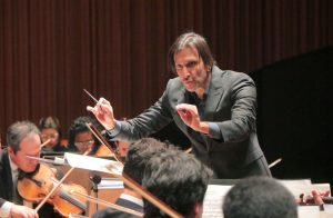 Regencia do maestro Carlos Prazeres Divulgacao Arquivo PMC