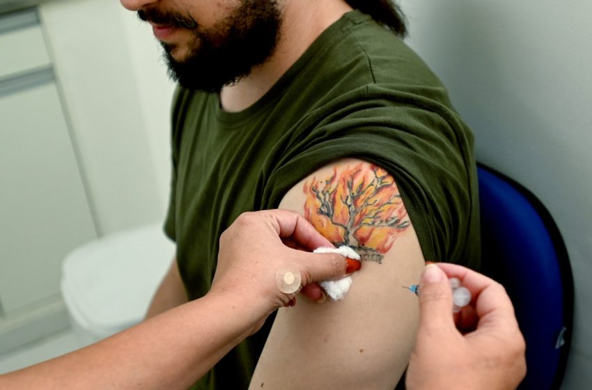 Vacina contra a gripe Carlos Bassan