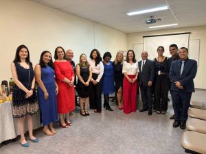 Unimetrocamp Wyden realiza 5 mil atendimentos jurídicos em 2025 1 Alunos e equipe do curso de Direito recebem convidadas no Posto de Atendimento ao Cidadao Divulgacao