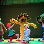 Camila Cardoso abre a semana no Teatro Oficina do Estudante